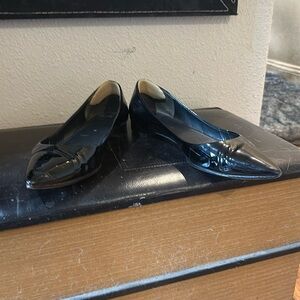 EUC Via Spiga patent leather flats sz 9.5